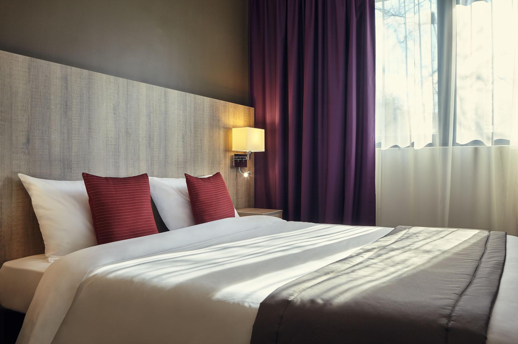 Mercure Versailles Paris Ouest Kültér fotó